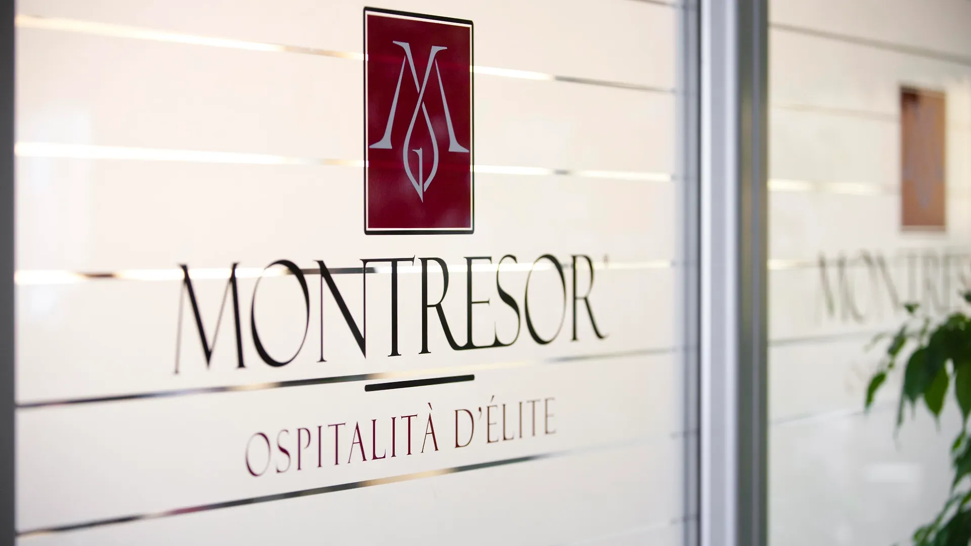 בוסולנגו Montresor Hotel Tower