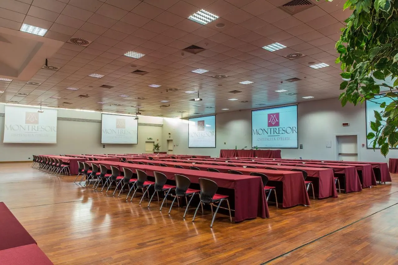 בוסולנגו Montresor Hotel Tower