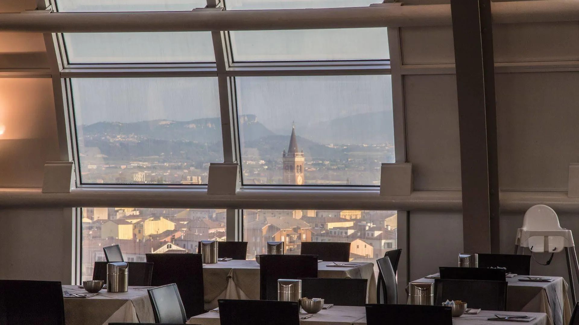 Montresor Hotel Tower Bussolengo 4*,  Italia